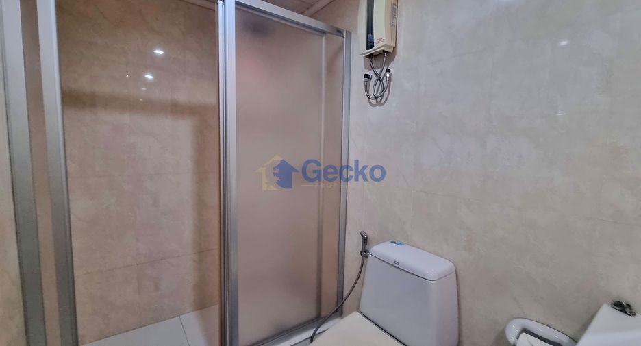 Condo en alquiler de 2 habitaciones en North Pattaya, Pattaya