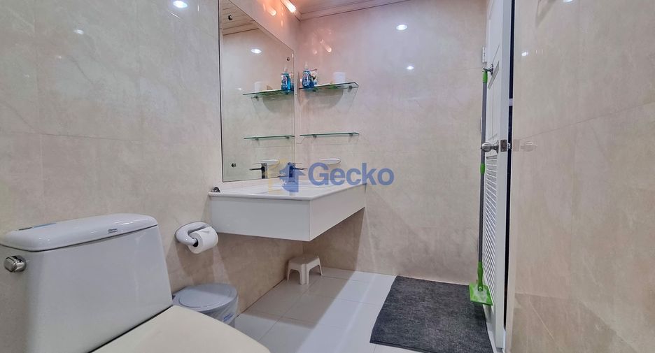 Condo en alquiler de 2 habitaciones en North Pattaya, Pattaya