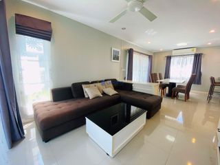 À louer 3 chambres maison à Bang Lamung, Chonburi