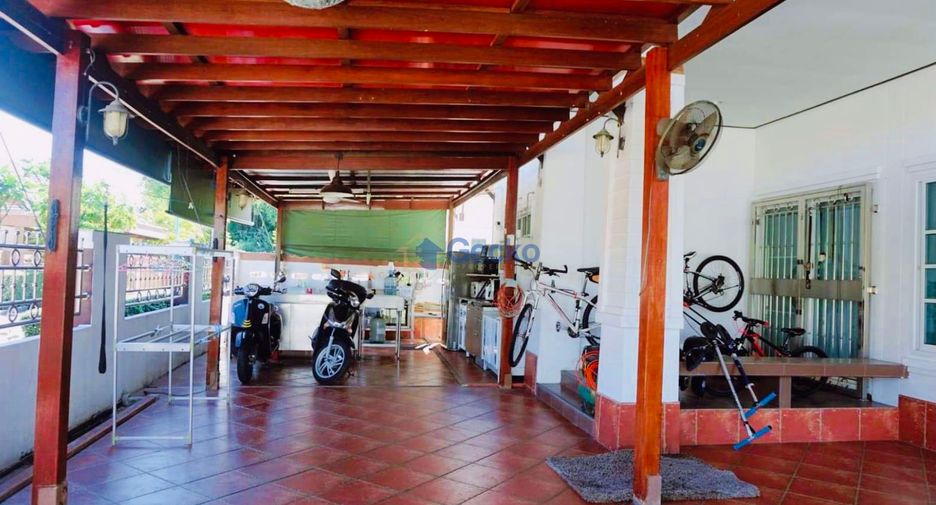 À louer 3 chambres maison à East Pattaya, Pattaya