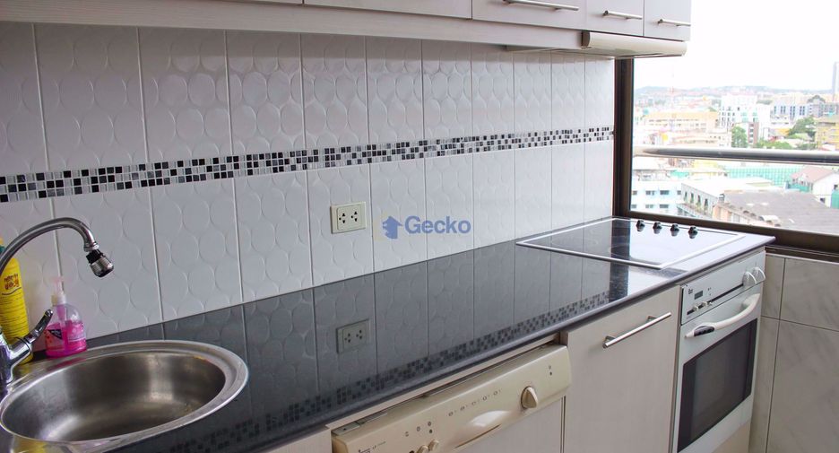 For rent 2 bedrooms condo in South Pattaya, Pattaya