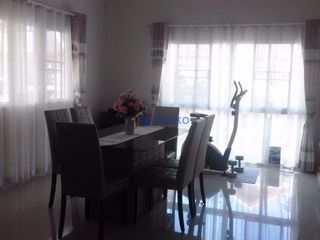 À louer 3 chambres maison à Bang Lamung, Chonburi