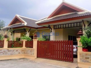 À louer 3 chambres maison à Bang Lamung, Chonburi