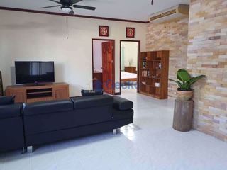 À louer 3 chambres maison à Bang Lamung, Chonburi