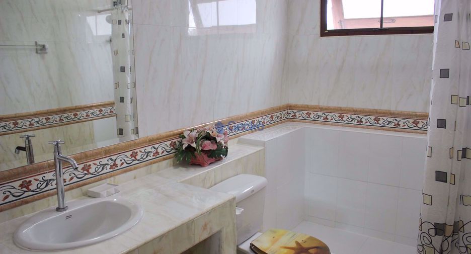 Haus zur Miete mit 4 Zimmer in East Pattaya, Pattaya