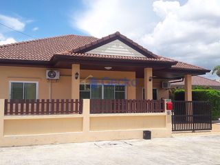 À louer 3 chambres maison à Bang Lamung, Chonburi