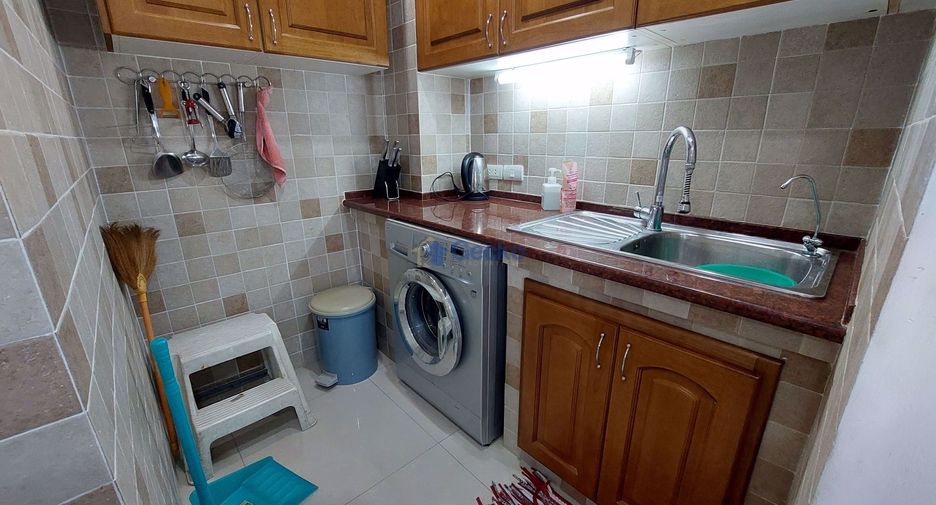 For rent 2 bedrooms condo in Jomtien, Pattaya