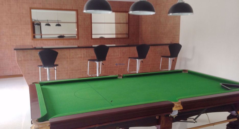 For rent 4 bedrooms house in East Pattaya, Pattaya