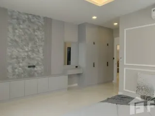 À vendre 3 chambres villa à Mueang Chon Buri, Chonburi