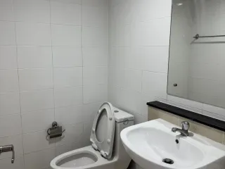 For rent 3 bedrooms townhouse in Pak Kret, Nonthaburi