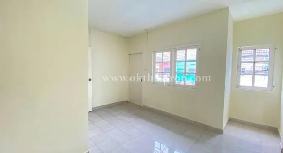 For sale 2 bedrooms townhouse in Pak Kret, Nonthaburi