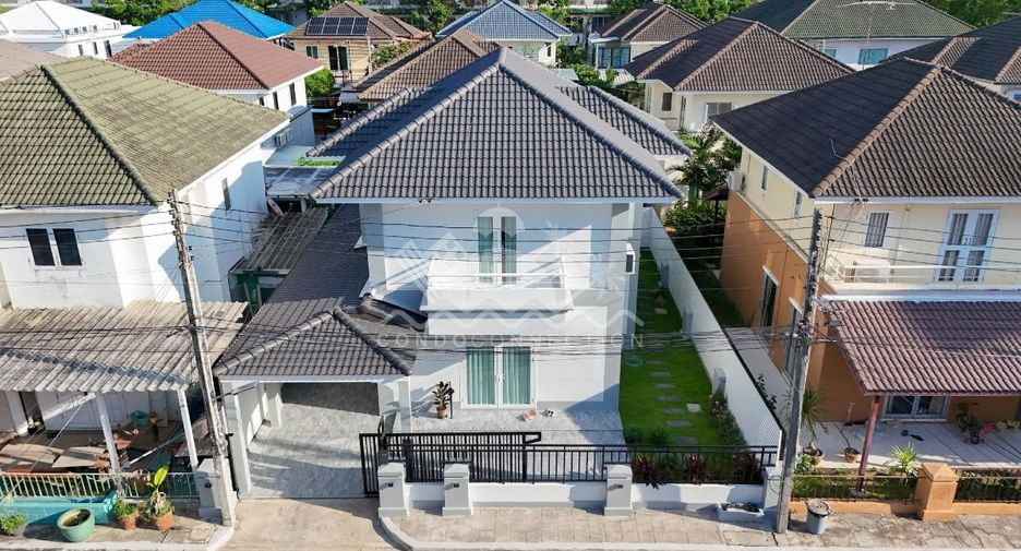 Casa en venta de 3 habitaciones en Jomtien, Pattaya