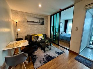 À louer 1 chambre condo à Phra Khanong, Bangkok