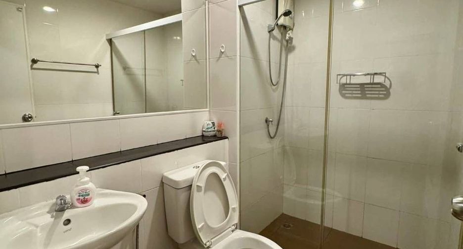 Condo en alquiler de 1 habitaciones en Phra Khanong, Bangkok