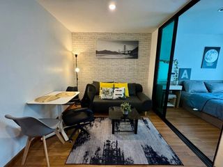 À louer 1 chambre condo à Phra Khanong, Bangkok