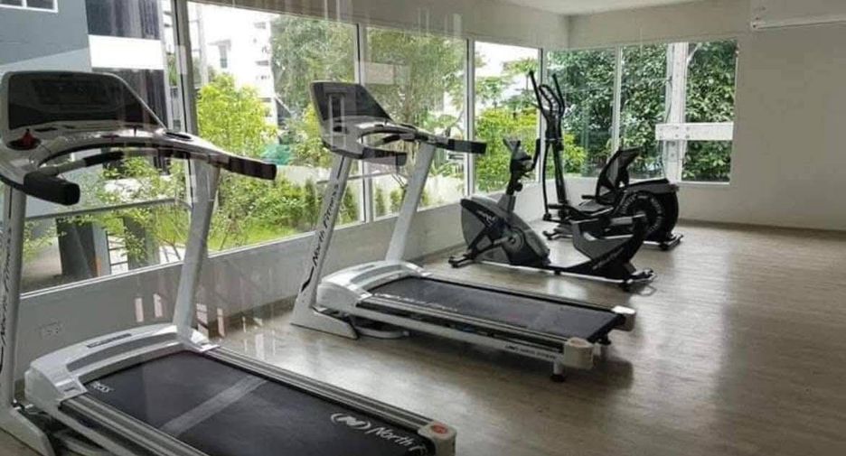 Condo en alquiler de 1 habitaciones en Phra Khanong, Bangkok
