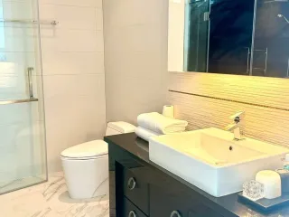 Villa zum Kauf mit 4 Zimmer in Bang Lamung, Chonburi