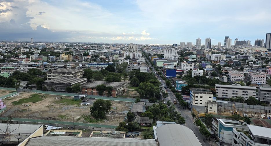 For sale 1 bed condo in Bang Na, Bangkok