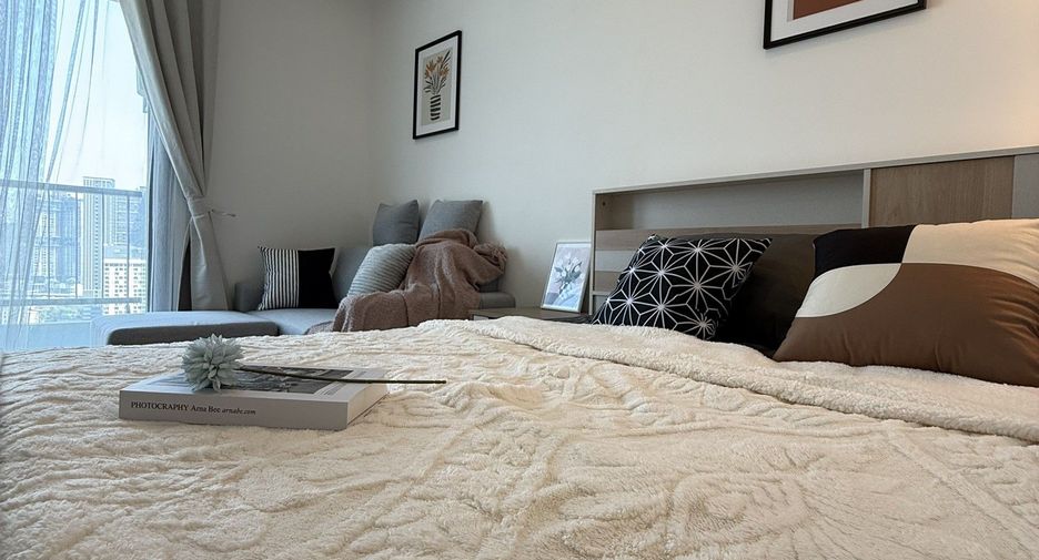 For sale studio condo in Thon Buri, Bangkok