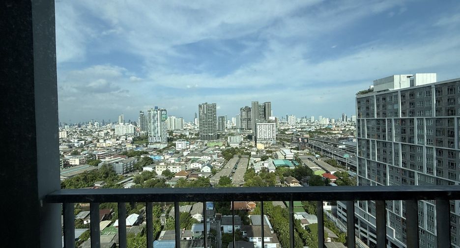 For sale studio condo in Thon Buri, Bangkok