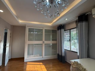 For rent 3 bedrooms house in Wang Thonglang, Bangkok