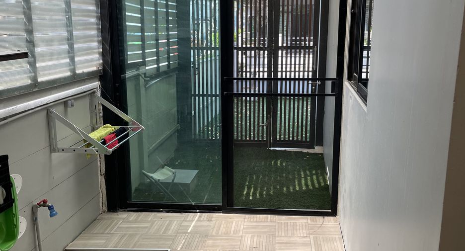 For sale 2 bedrooms townhouse in Sai Mai, Bangkok