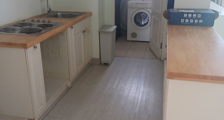 For rent 2 ベッドルーム condo in Watthana, Bangkok