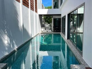 For rent 3 bedrooms villa in Mueang Phuket, Phuket