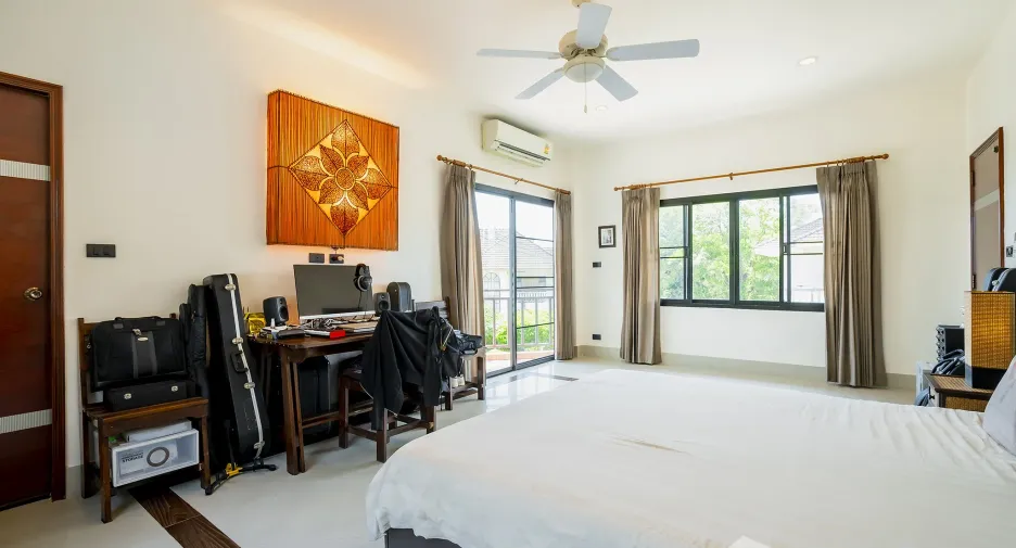 For sale 4 ベッドルーム house in Mueang Phuket, Phuket