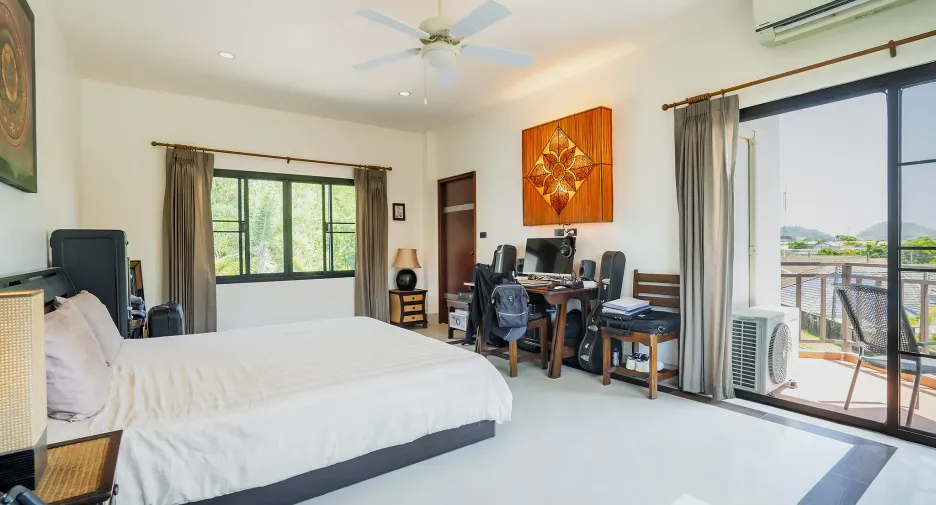 For sale 4 ベッドルーム house in Mueang Phuket, Phuket