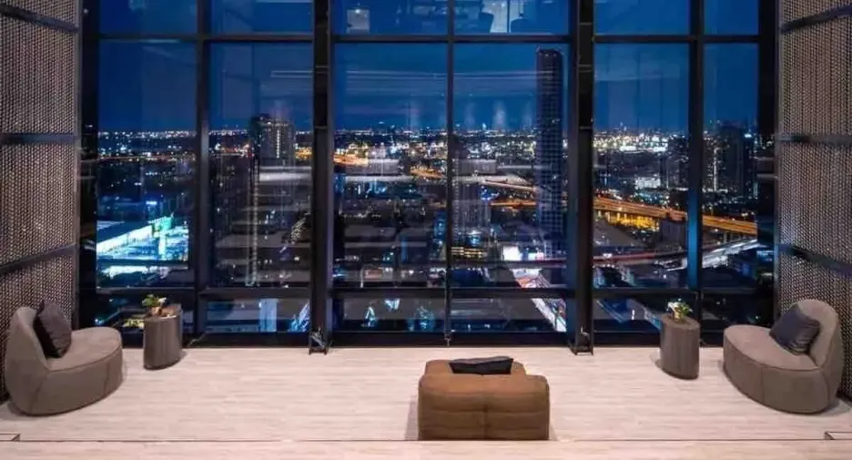 For rent 2 bedrooms condo in Watthana, Bangkok