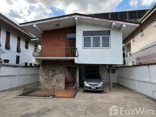 Haus zum Kauf mit 3 Zimmer in Watthana, Bangkok