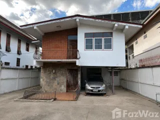 Haus zum Kauf mit 3 Zimmer in Watthana, Bangkok