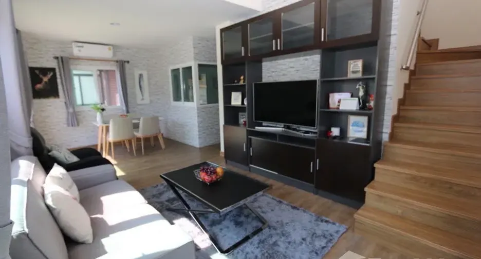 Casa en venta de 4 habitaciones en Doi Saket, Chiang Mai
