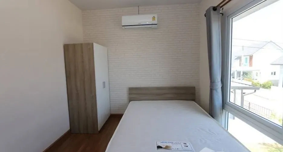Casa en venta de 4 habitaciones en Doi Saket, Chiang Mai