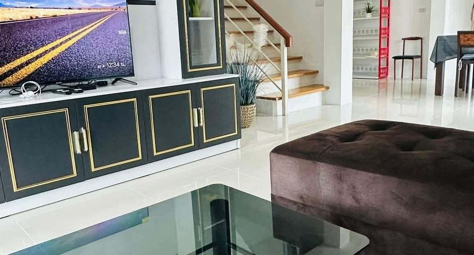 Haus zur Miete mit 3 Zimmer in East Pattaya, Pattaya