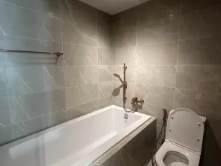 Аренда 2 спальни кондо в Щаттхана, Бангкок