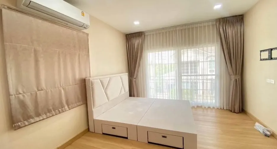 For rent 3 ベッドルーム house in Mueang Samut Prakan, Samut Prakan