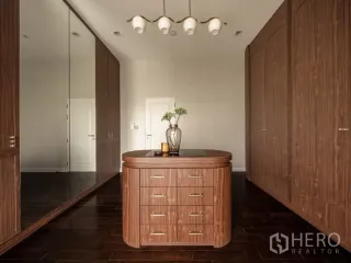 For rent そして for sale 4 ベッドルーム house in Lat Krabang, Bangkok