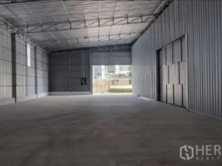 For rent warehouse in Bang Kapi, Bangkok
