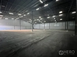 For rent warehouse in Bang Sao Thong, Samut Prakan
