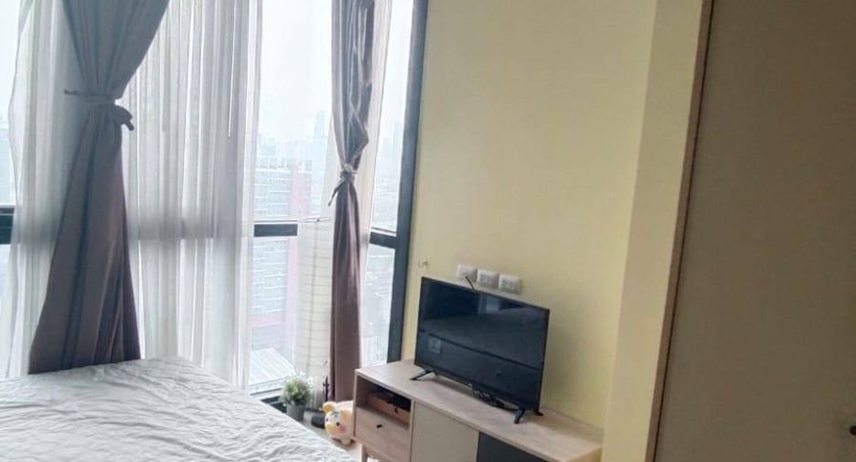 For sale 1 bed condo in Bang Kapi, Bangkok
