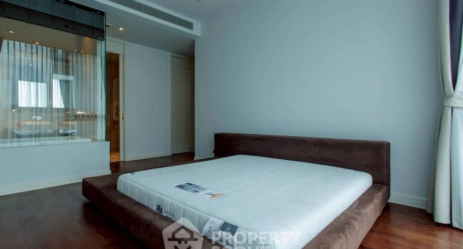 Wohnung zum Kauf mit 3 Zimmer in Khlong Toei, Bangkok