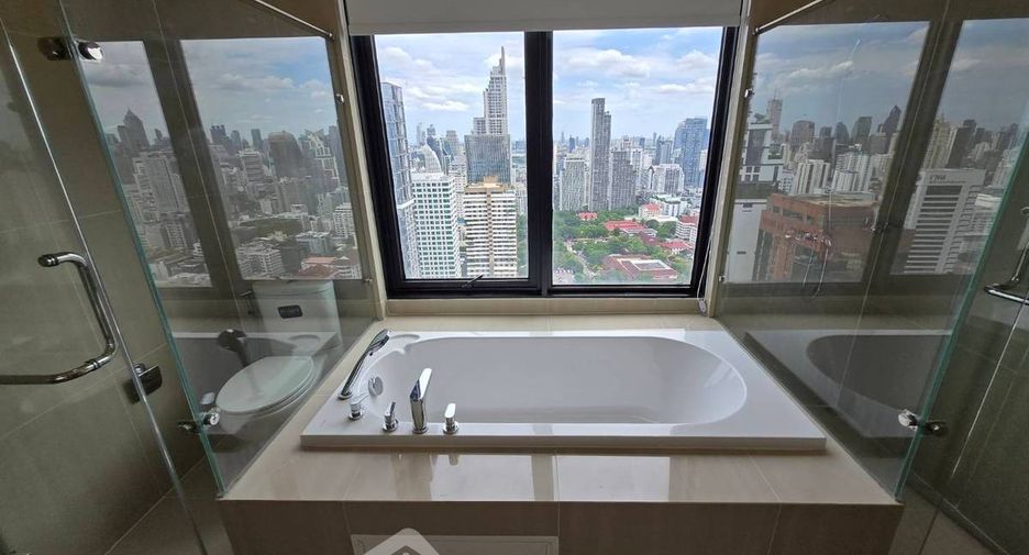 Wohnung zur Miete mit 4 Zimmer in Watthana, Bangkok