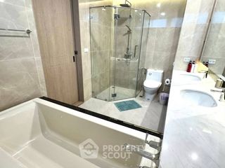 For rent 3 bedrooms condo in Bang Rak, Bangkok
