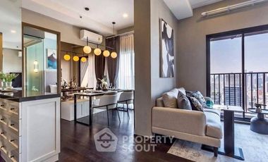 For rent 3 bedrooms condo 