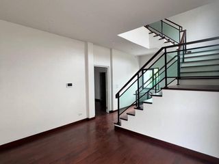 For rent 4 ベッドルーム house in Wang Thonglang, Bangkok