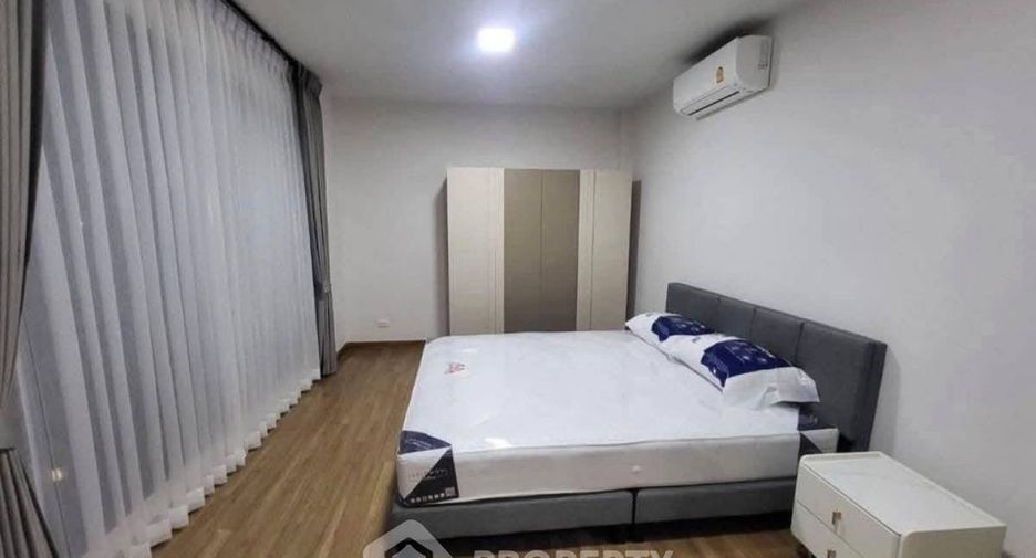 Reihenhaus zur Miete mit 4 Zimmer in Bang Khen, Bangkok