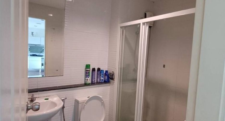 For rent 2 bedrooms condo in Bang Na, Bangkok