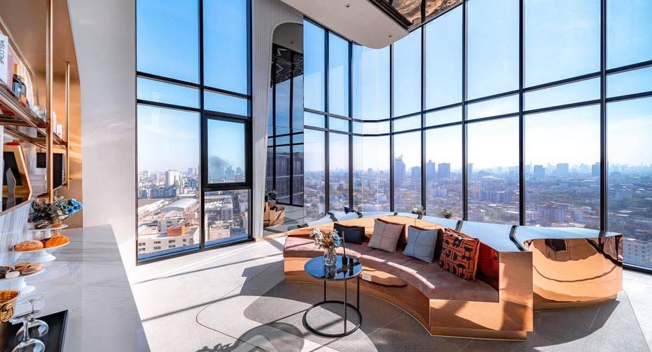 For sale 1 bed condo in Bang Kapi, Bangkok
